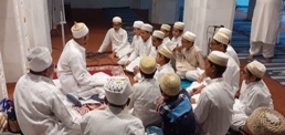 Mukaasir Maulaa doing Naseehat to Atfaal in Musanji Masjid